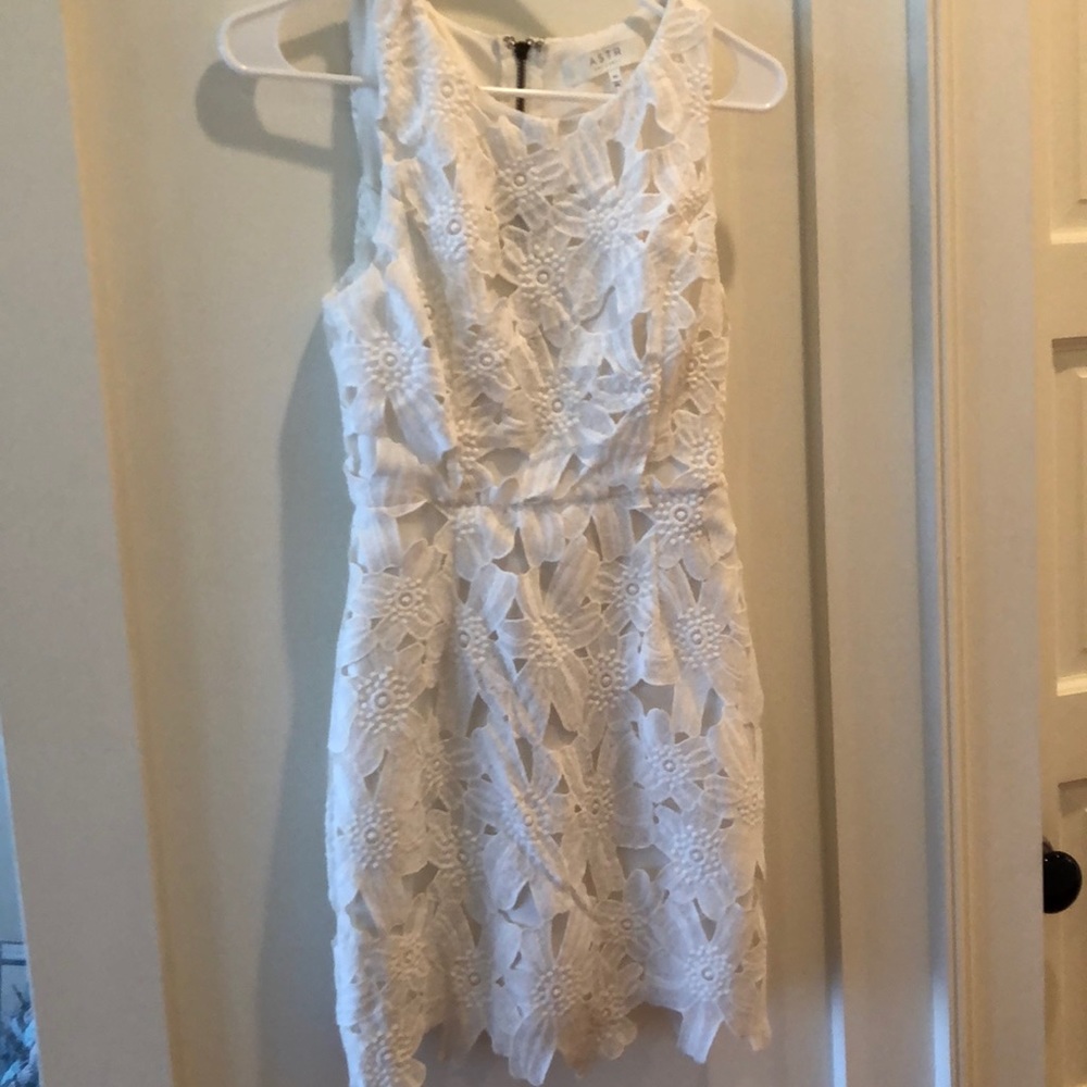ASTR White lace bodycon